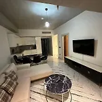Apartman Live Lavishly Balcony 30 Floor *
