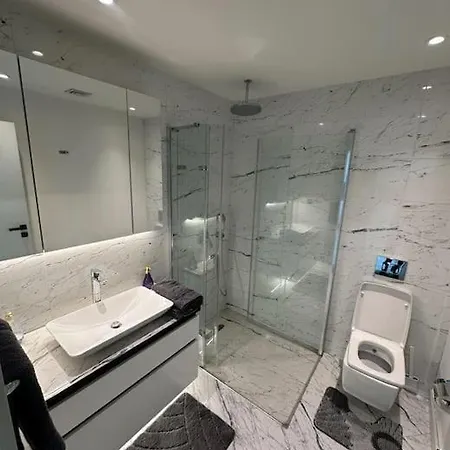 Apartment Live Lavishly Balcony 30 Floor Istanbul
