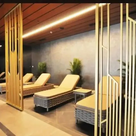 Live Lavishly Balcony 30 Floor *