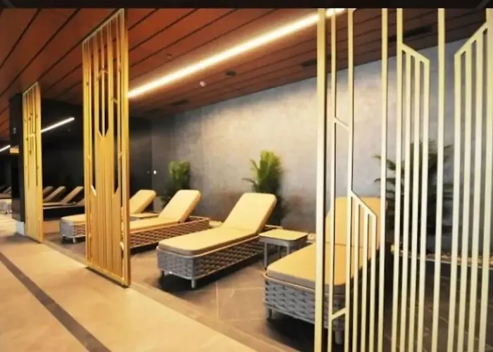 Live Lavishly Balcony 30 Floor *