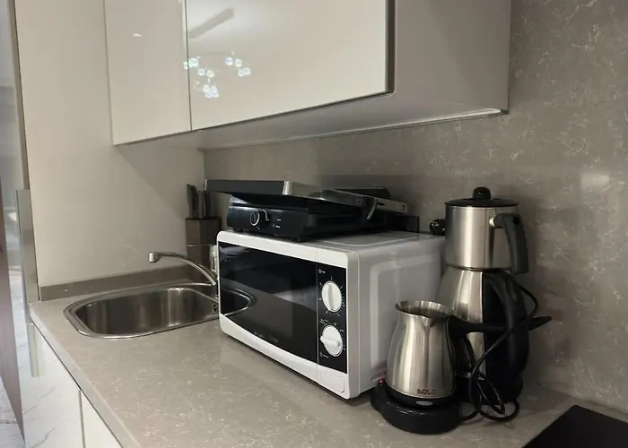 Live Lavishly Balcony 30 Floor *